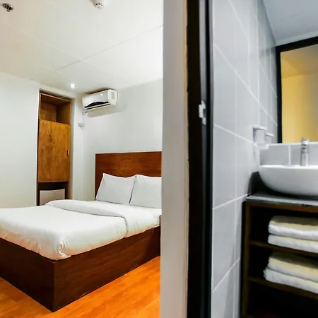 Hotel Durban Makati City Exterior photo